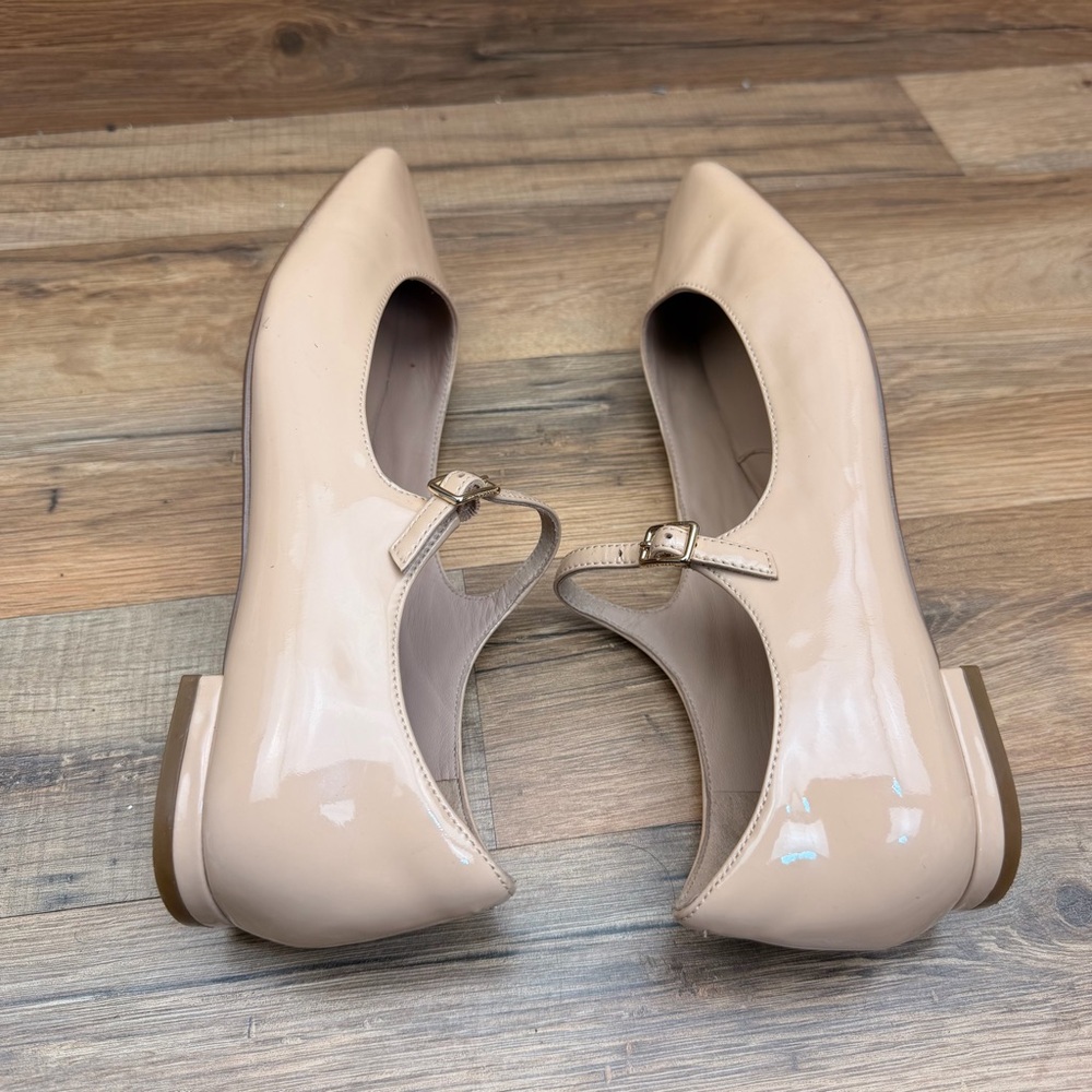 Cole Haan size 8.5 Patent Mary Jane Flats in Nude Beige - Picture 4 of 8